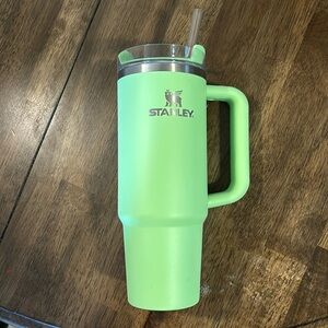 Lime green Stanley 30z